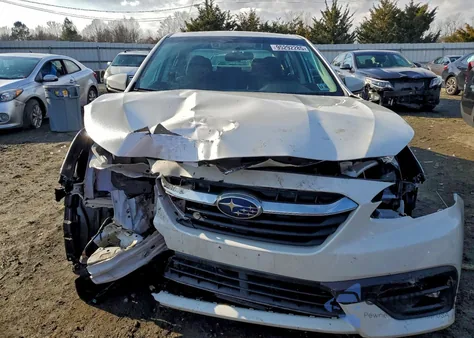 2022 Subaru Legacy Premium z USA, uszkodzony, nr VIN 4S3BWAD65N3012288